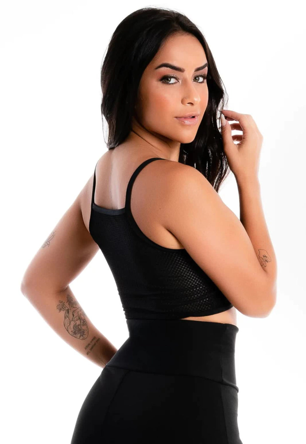 Top Cropped Preto Texturizado Alças Finas