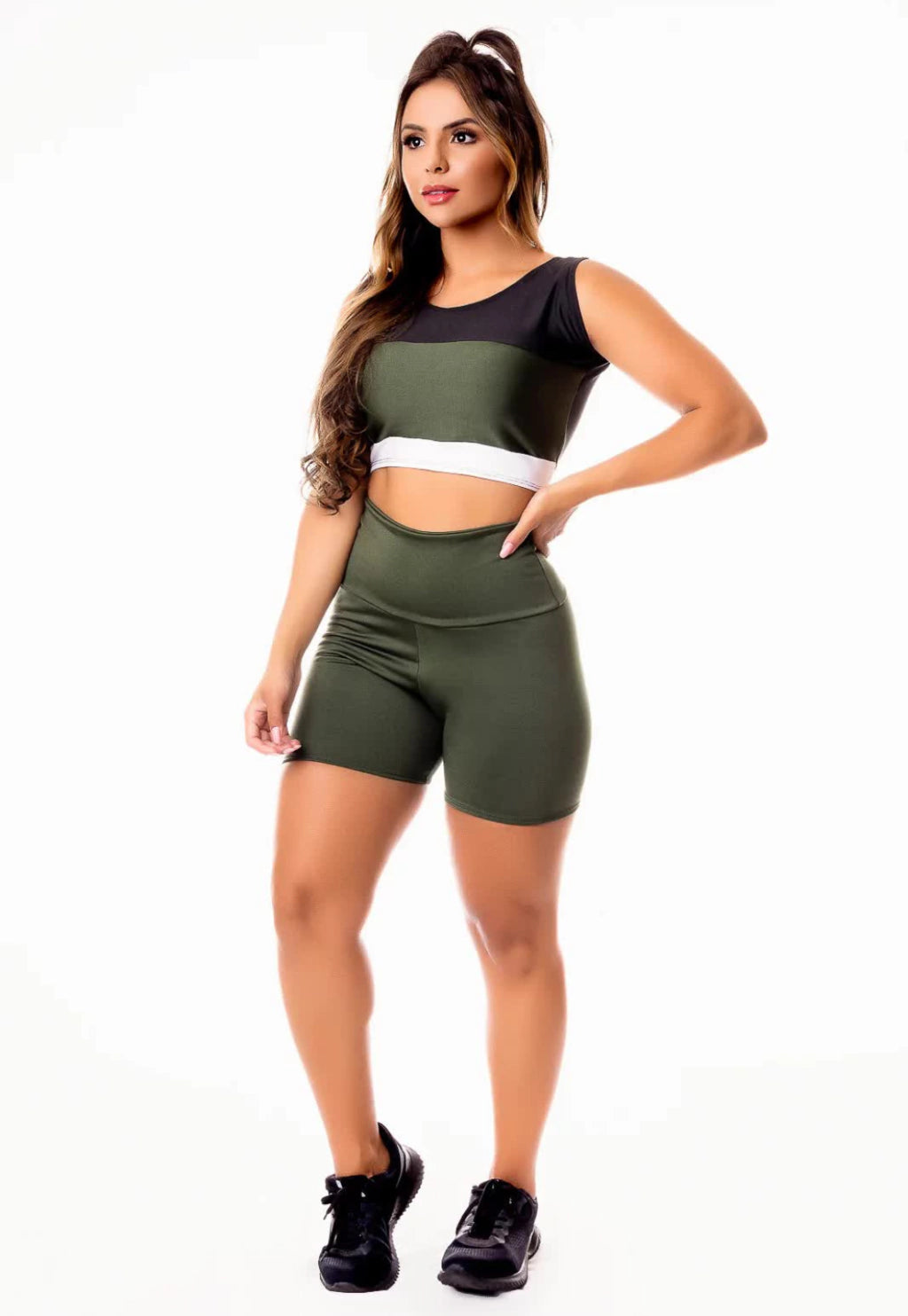 Conjunto Fitness Color Block - Top Cropped + Short