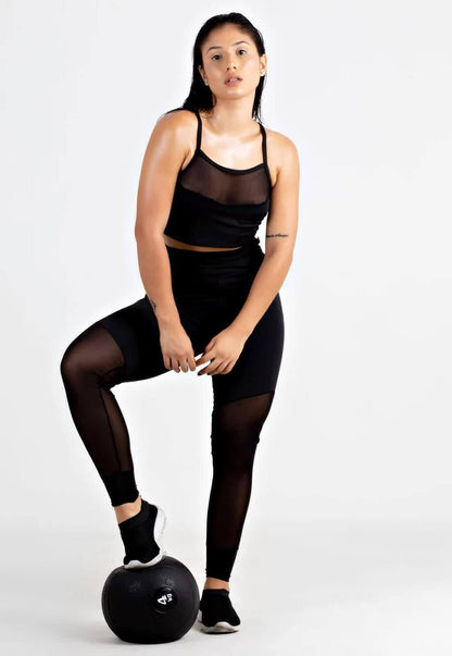 Conjunto Feminino Fitness Total Black com Detalhe em Mesh