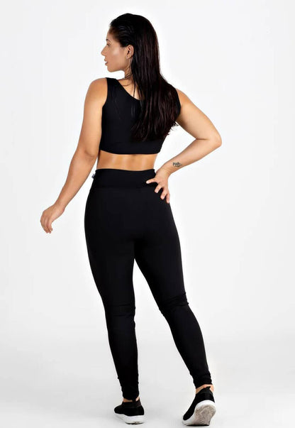 Conjunto Fitness Preto Legging com Tela e Top Decote em Mesh