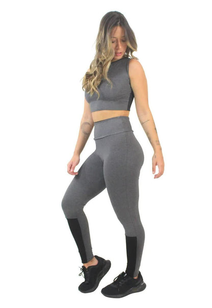 Conjunto Cinza Mescla e Preto: Top 2 em 1 e Legging Alta Compressão