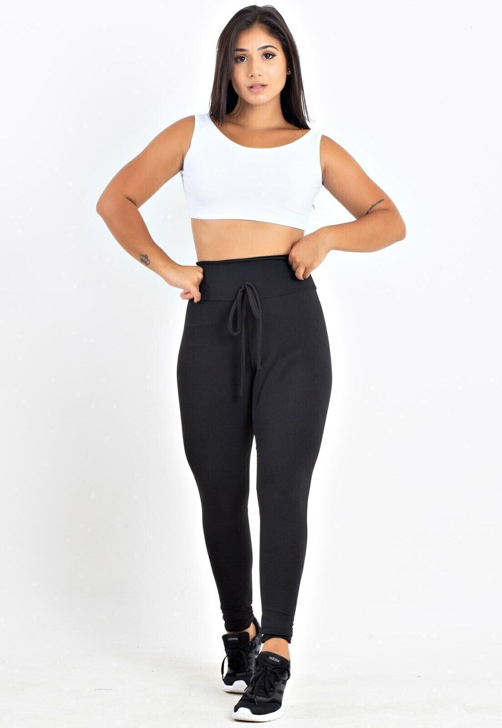 Conjunto Top Cropped Branco + Legging Amarração Enfeite