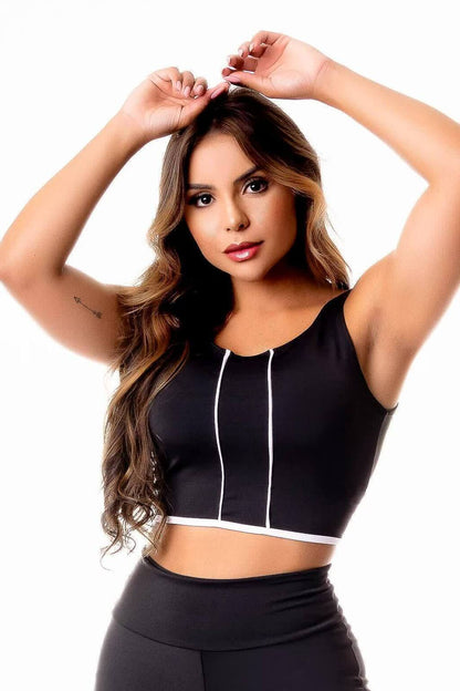 Top Cropped Preto com Recortes Busto
