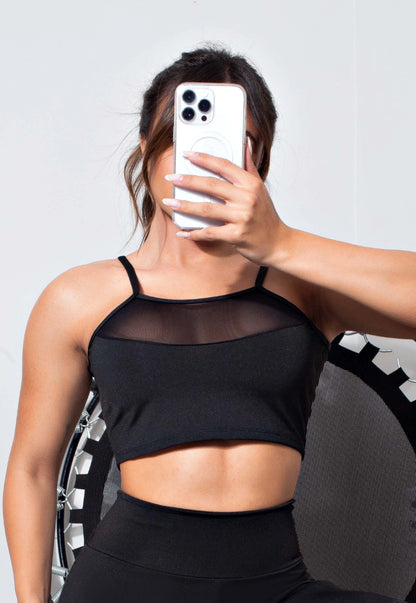 Top Cropped Fitness Preto com Tela no Decote - Moda e Conforto
