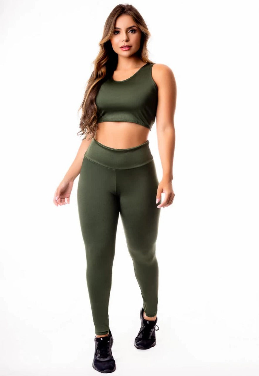 Conjunto Fitness Essencial Verde Militar